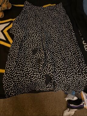 Rachel Zoe Black Midi Skirt with White Floral Print